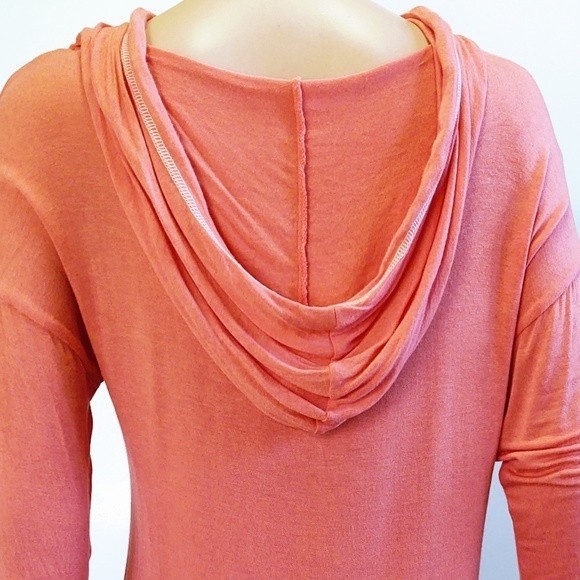 EUC SPOILED Long Sleeve Hooded Top Dreamcatcher Pattern Orange/Coral Small - Picture 5 of 9